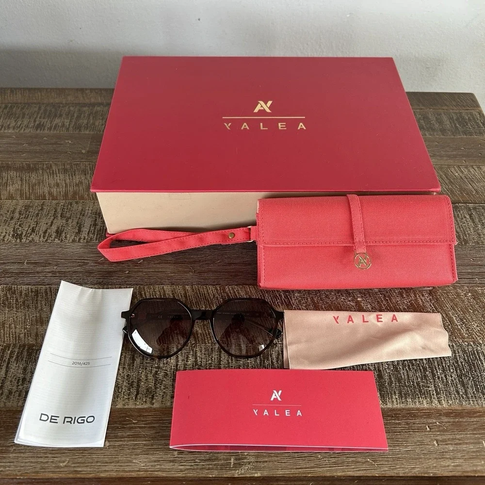 Yalea Sunglasses Leymah SYA034N Octagon Tortoise Gradient Italy Box Case NEW